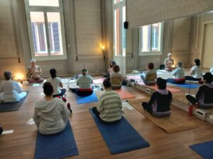 Kundalini Yoga lezioni di gruppo Bologna